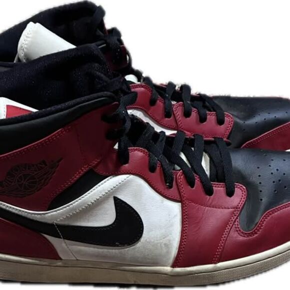 Nike Air Jordan 1 Mid \